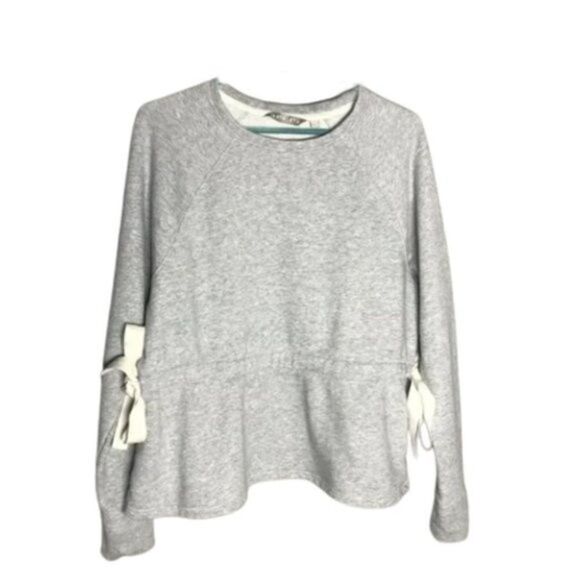Athleta Long Sleeve Shirt with Side Ties Cinch Waist Sweatshirt Size Medium Grey - Picture 1 of 6